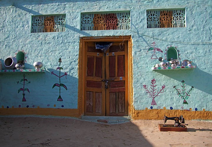 Wall Paintings And Colors In Asian Culture