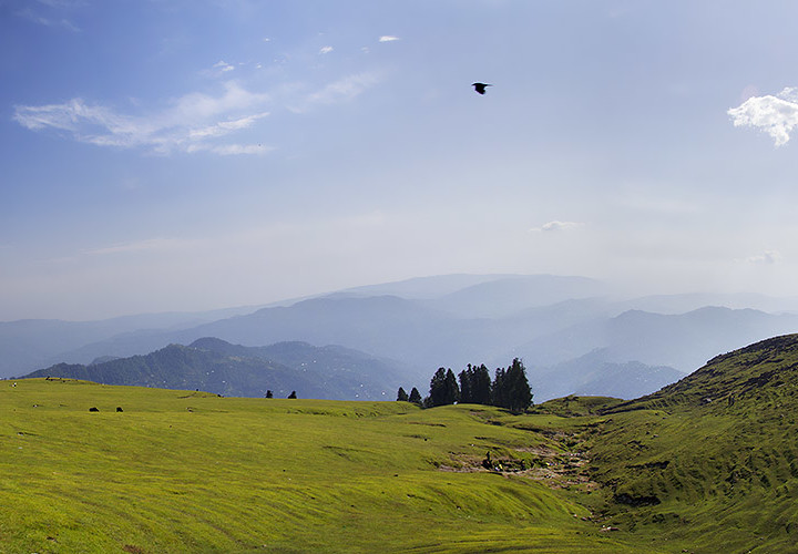 A BREATHTAKING PANORAMIC VIEW OF TOLI PEER KASHMIR