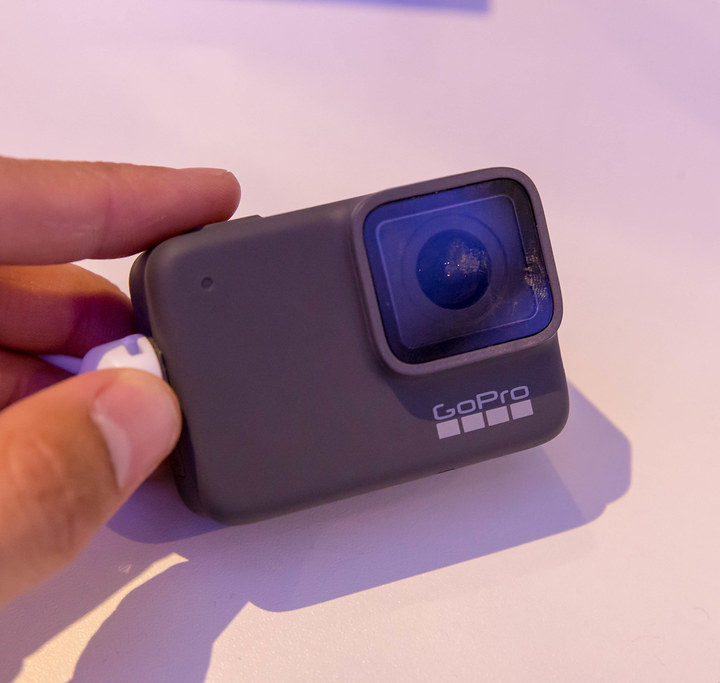 How to find good vlogging camera in Your Budget﻿